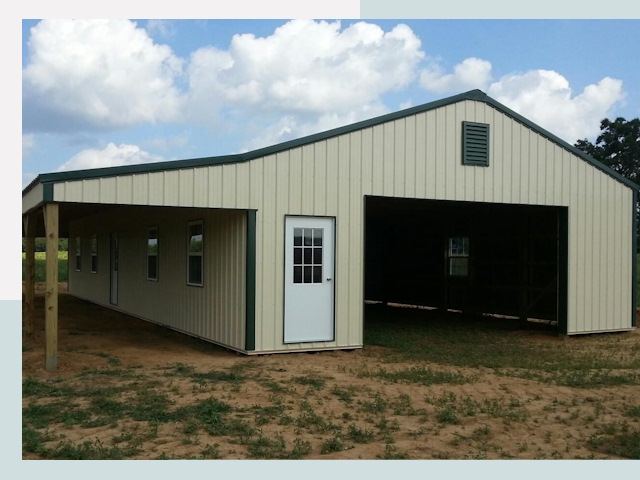 Строительство конюшен в Воткинске