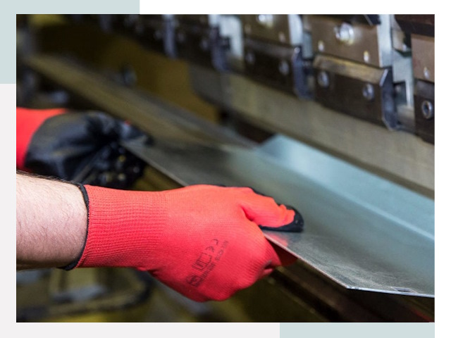 Гибка металла в Воткинск от 622 руб. - Надёжно и быстро